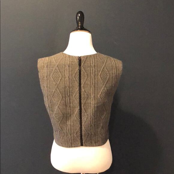 Alice & Olivia Top Gray Knit Cropped - Picture 8 of 8